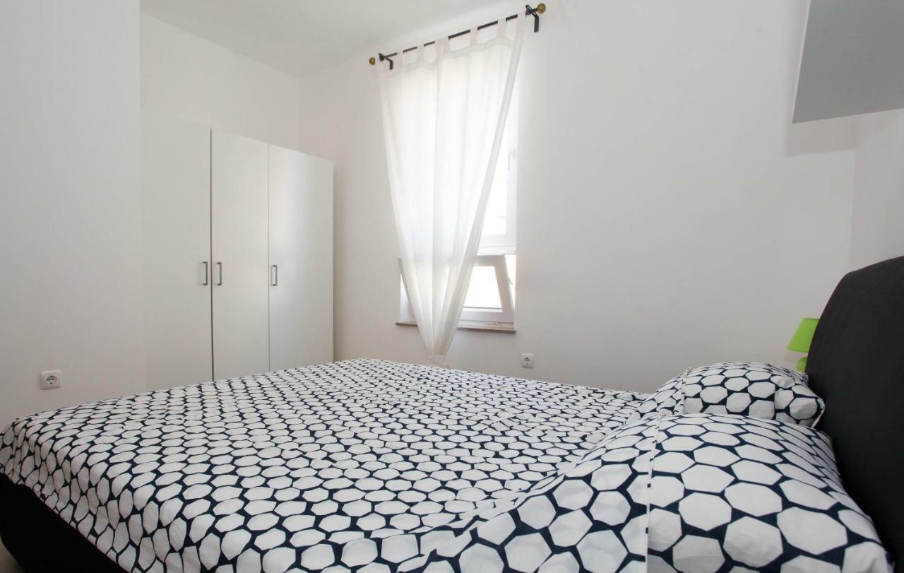 Apartman Kimi Šilo Eksteriør bilde
